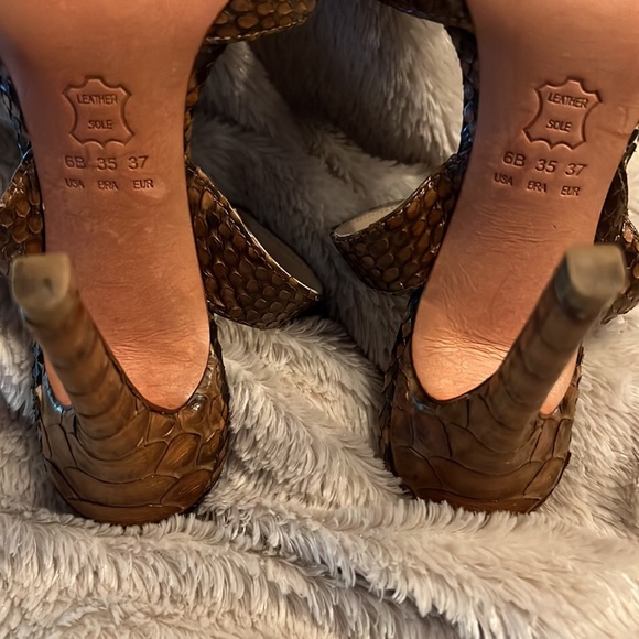 ALEXANDRE BIRMAN Whiskey Brown Heels - Picture 11 of 12